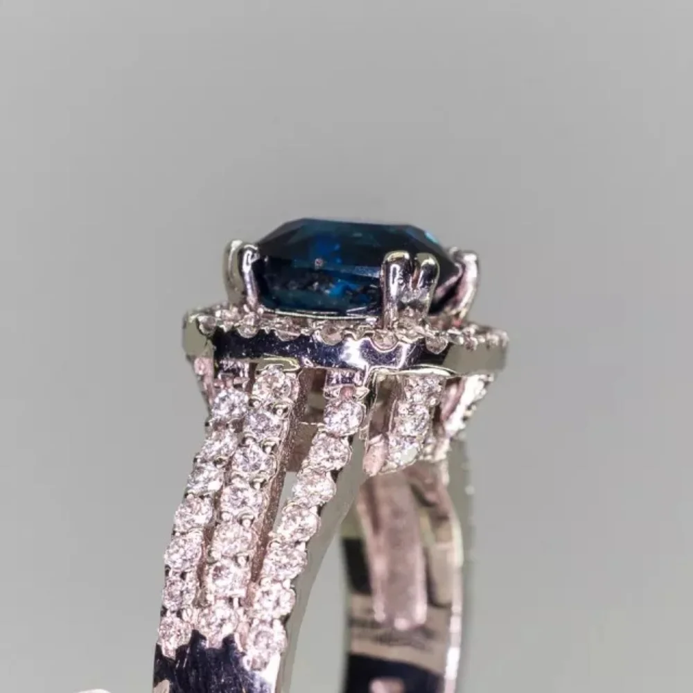New 925 Silver Big Oval Zircon Ring